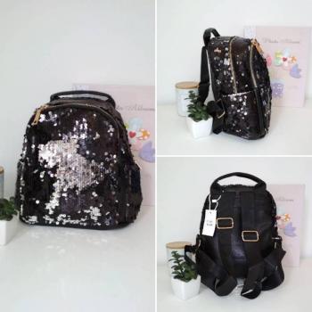 Чорний рюкзак з паєтками  24*23*13 см F-34