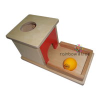 Коробочка з повертаючим м'ячиком